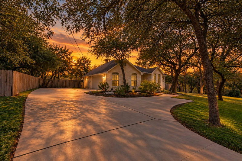 100 Quarry Springs Dr — exterior