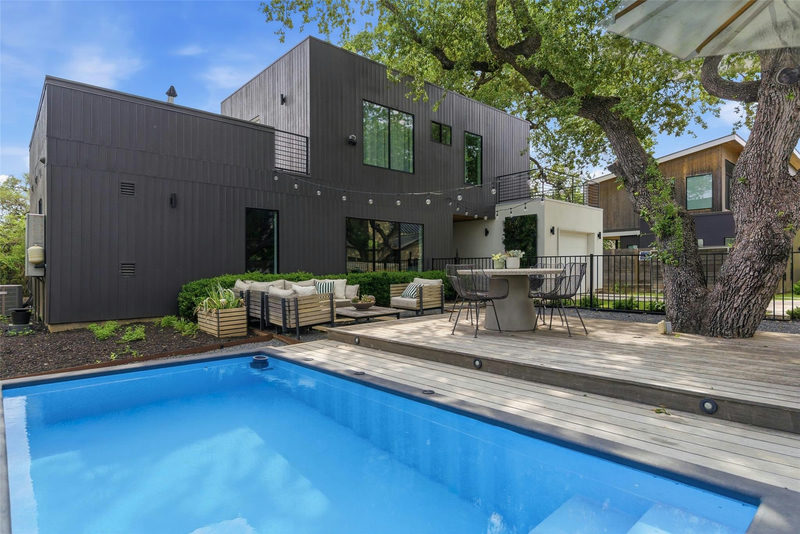 1605 Chelsea Ln #2 — exterior