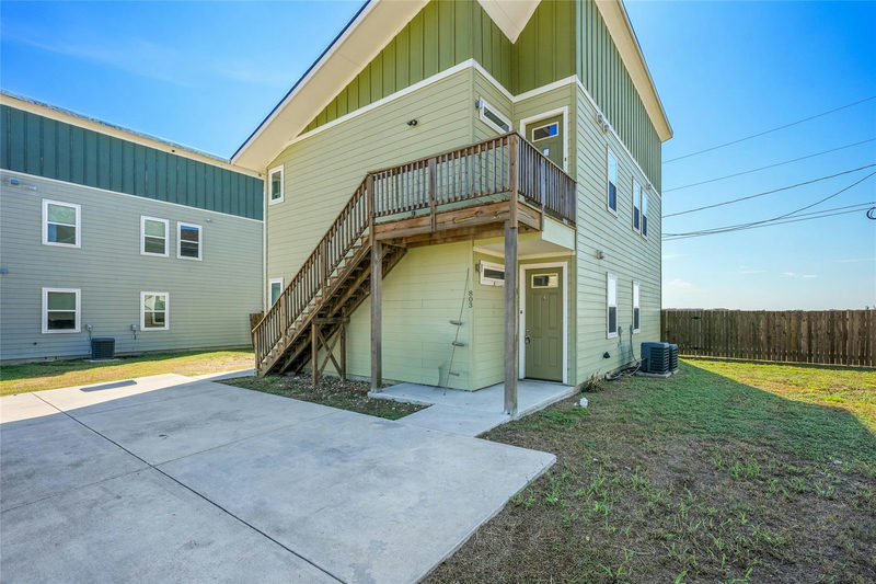 803 Hallie Cv #A/B — exterior