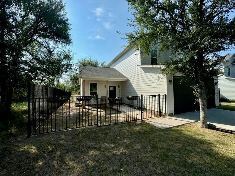 1204 N Mystic Dr — exterior