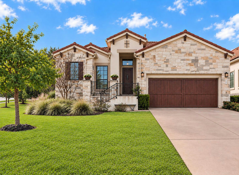 403 Indianwood Dr — exterior