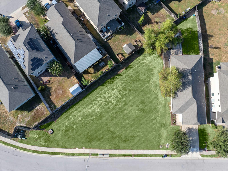 326 Pearl Way — exterior