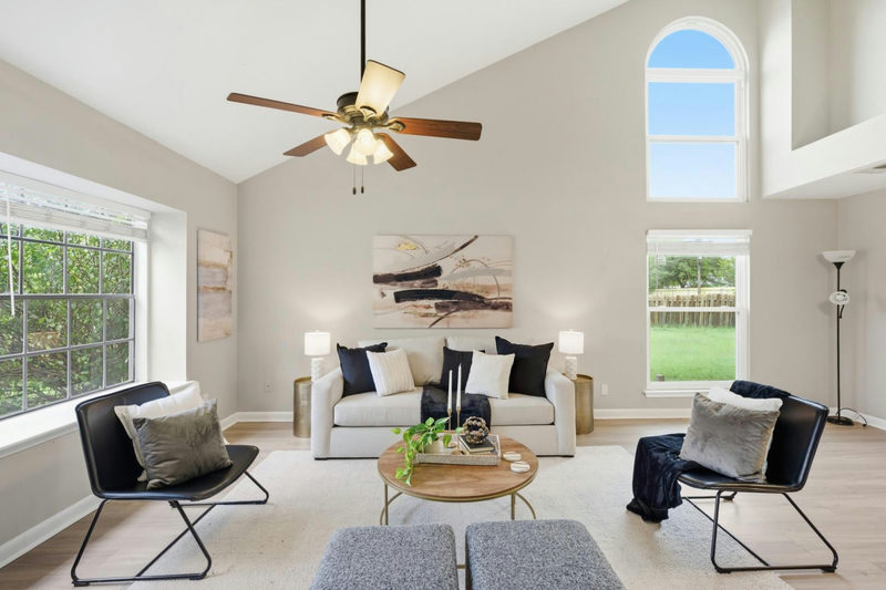 1701 Hunters Trl — exterior