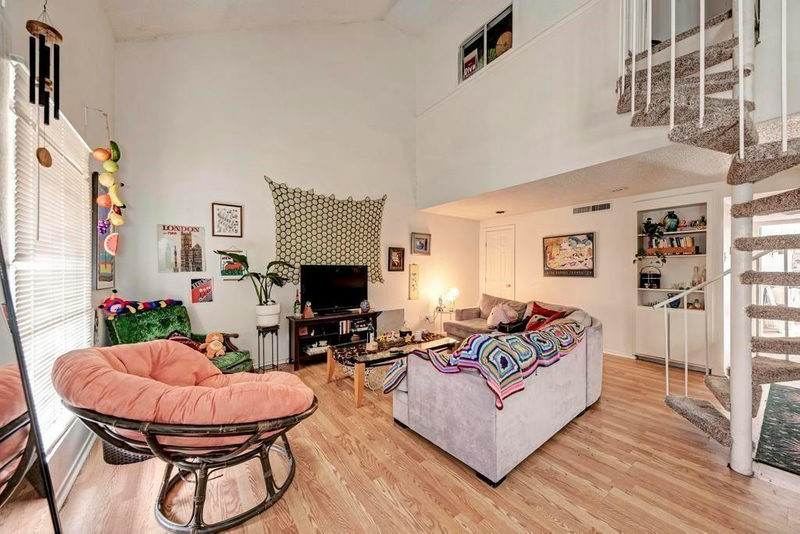 2401 Leon St #308 — exterior