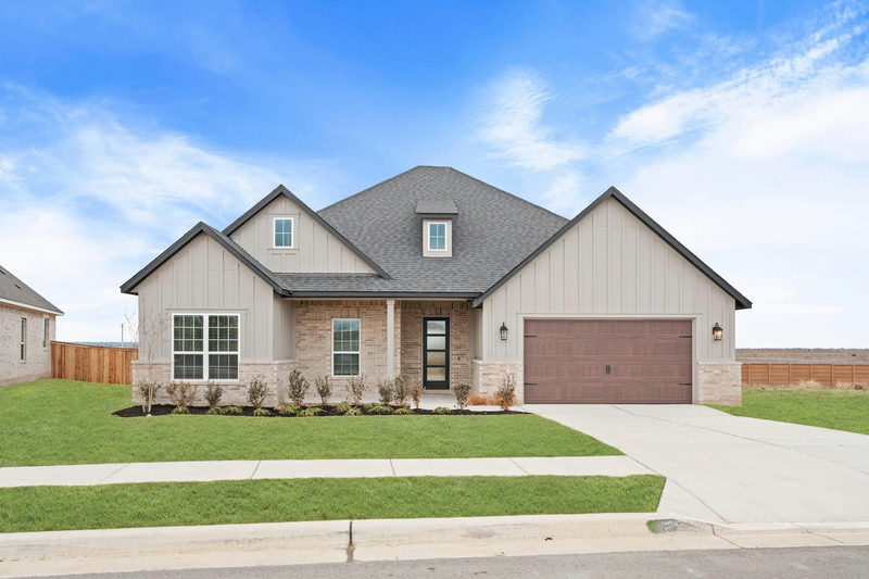 309 E Luna Blue Ln — exterior