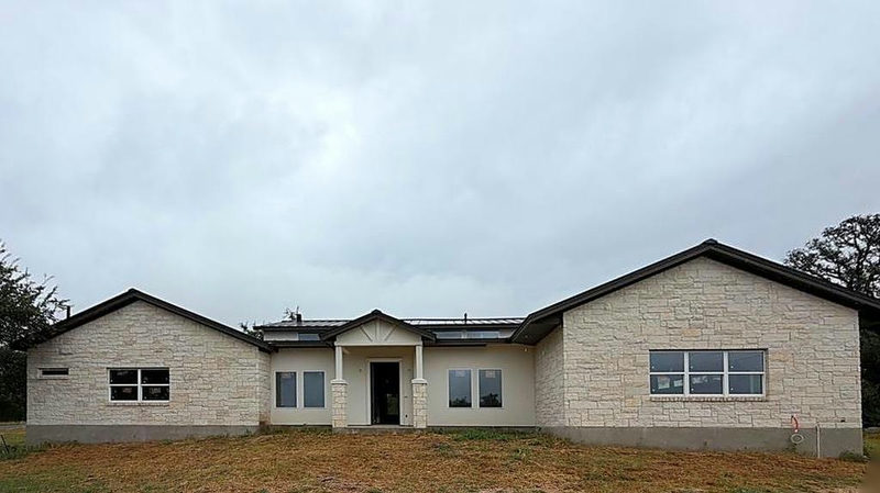 101 N San Gabriel Hideaway Cv — exterior