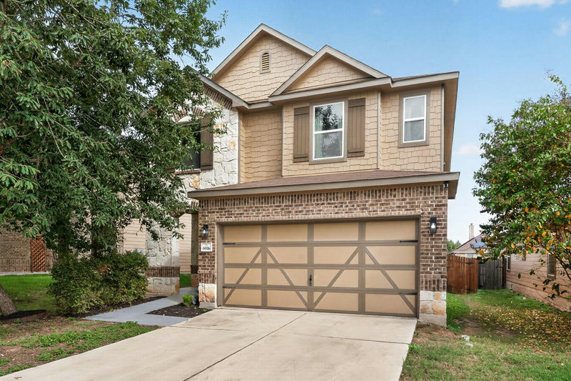 6916 Sunderland Trl — exterior