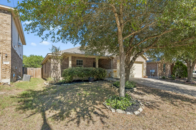 4600 Tiddle Ln — exterior