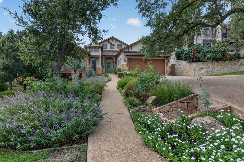 211 Big Sky — exterior