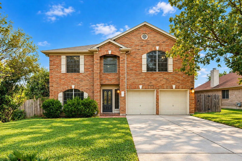 7623 Amanda Ellis Way — exterior