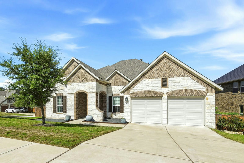 7024 Halesboro Dr — exterior