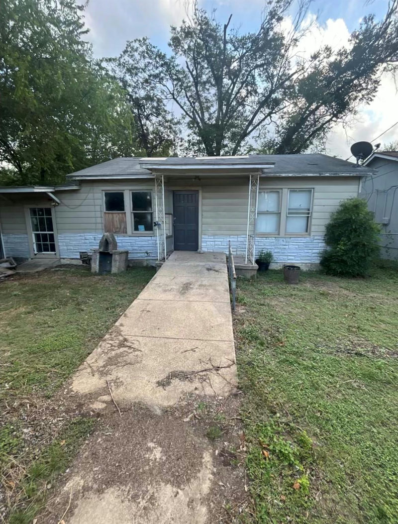150 Ricardo St