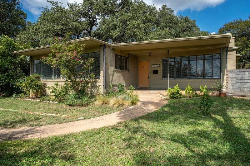 2100 Highgrove Ter