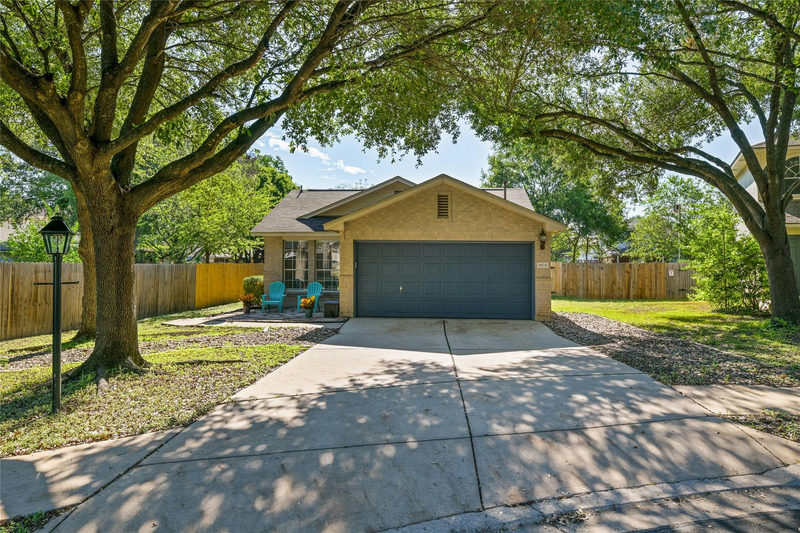 1804 Monks Tale Ct — exterior