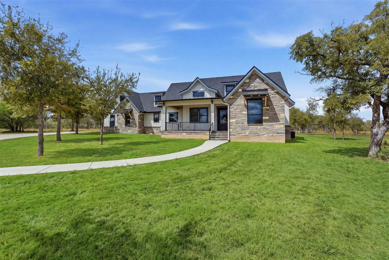 485 Post Oak Street — exterior