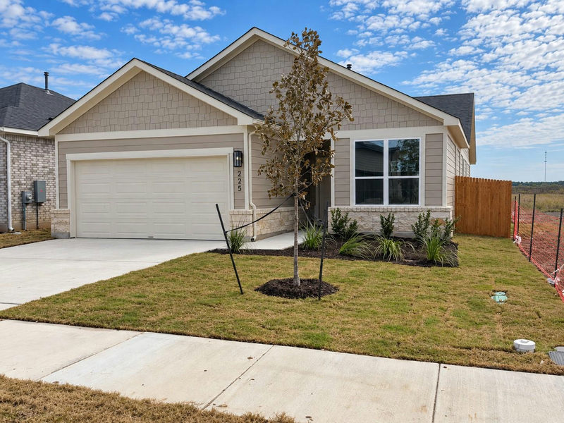 225 Amity Bower Dr — exterior