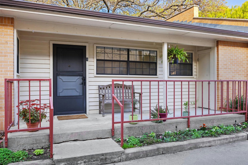 2301 Lawnmont Ave #1 — exterior