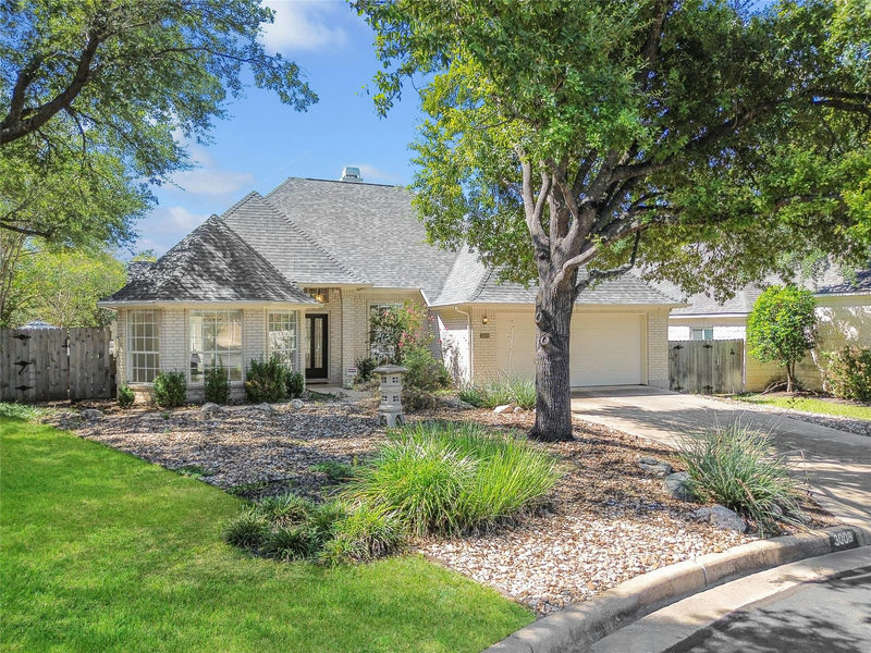 3008 Burks Ln — exterior