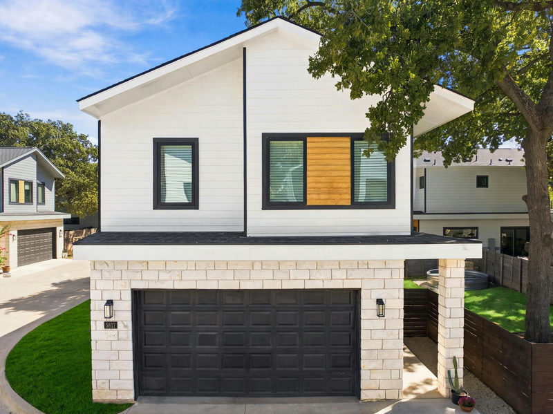 5817 Sutherlin Rd — exterior