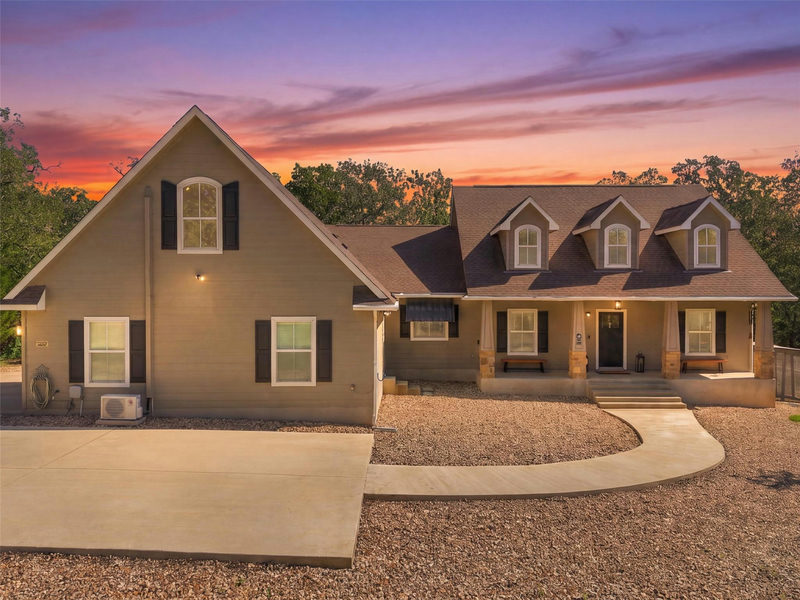 138 Wood Hollow Ct — exterior