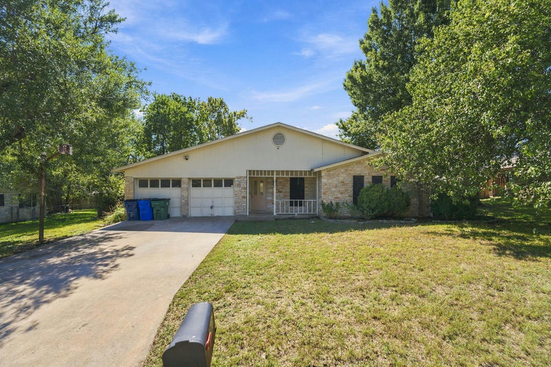 2105 Mildred Dr — exterior