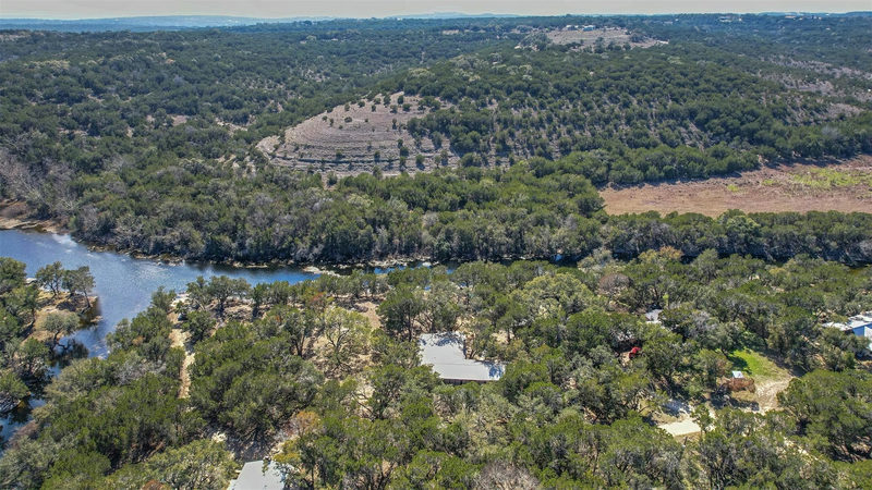 1165 Deer Lake Rd — exterior
