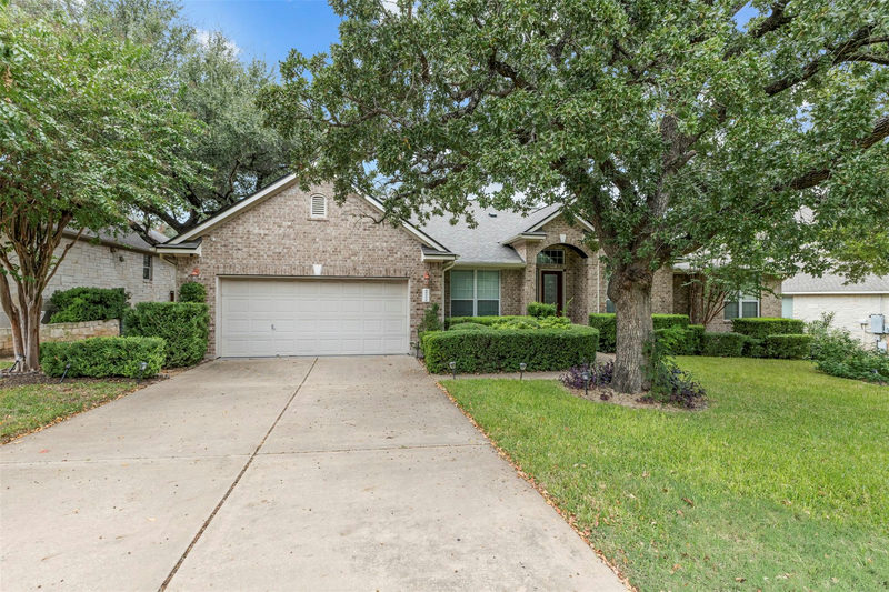 9900 Valderrama Dr — exterior