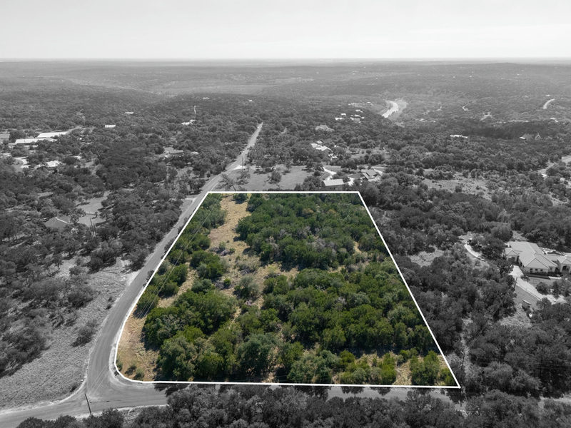 1001 Bluff View Rd — exterior