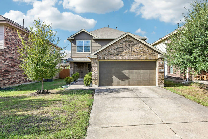 7229 Outfitter Dr — exterior