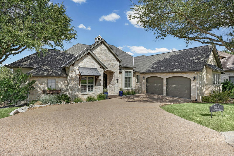 9008 Thickwoods Cv — exterior