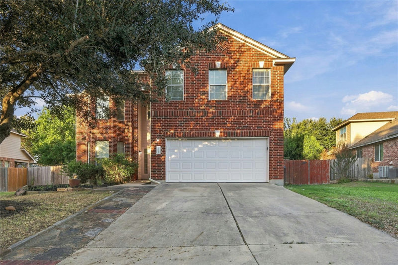 21008 Hallbrook Ln — exterior