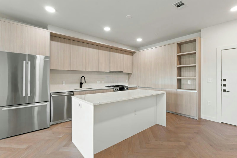 2209 S 1st St #335 — exterior