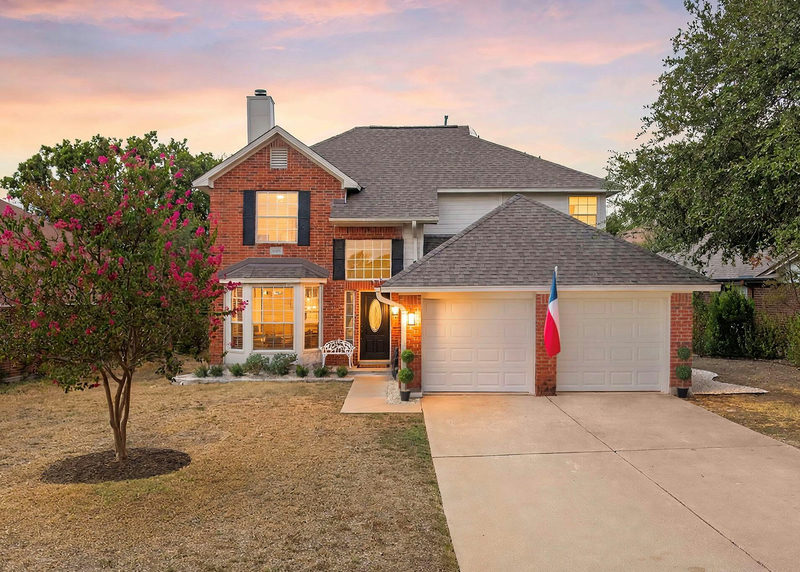 8305 Hillrock Dr — exterior
