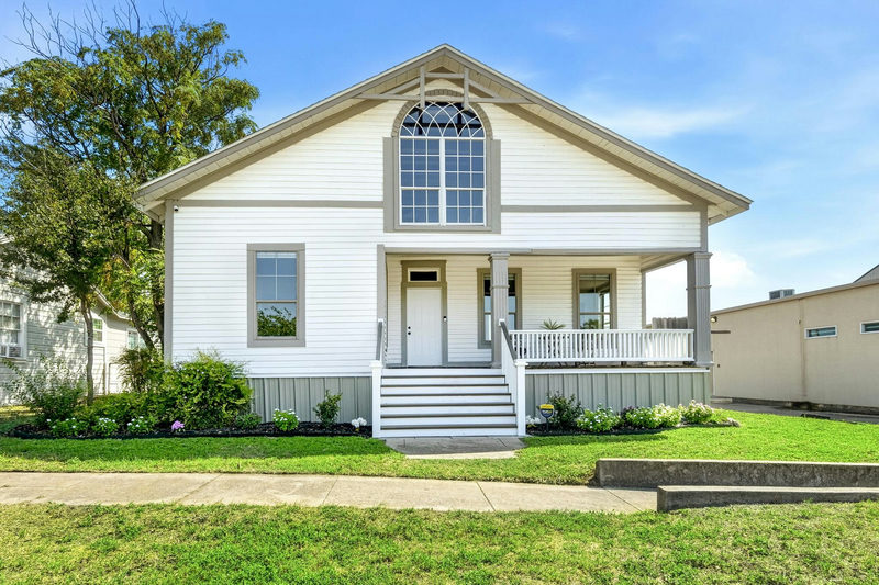 109 N 11th St — exterior
