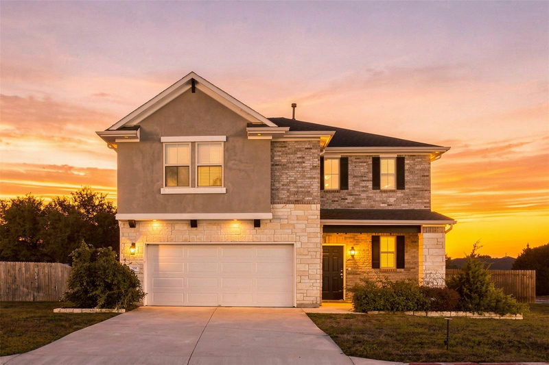 701 Hays Hill Dr — exterior
