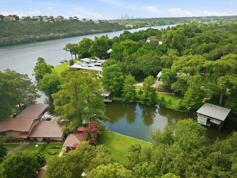 3407 Westlake Dr — exterior