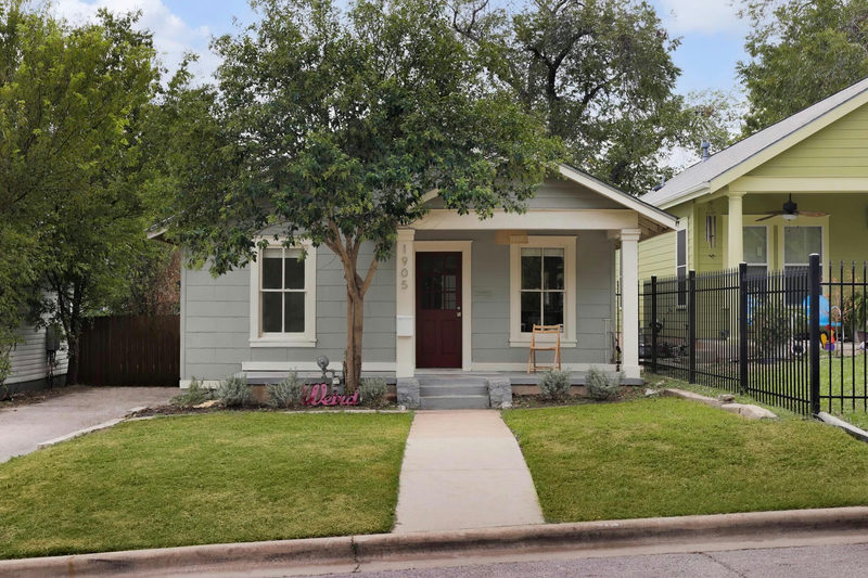 1905 E 18th St — exterior