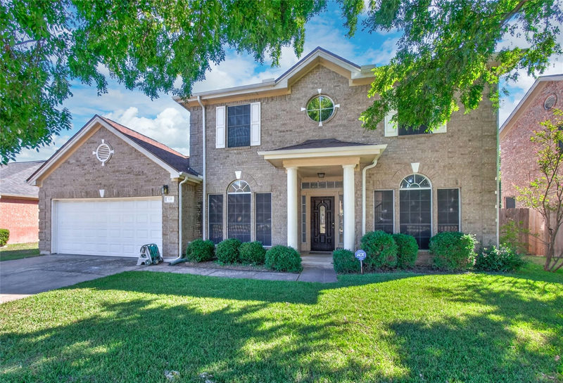 309 Steeplechase Dr — exterior