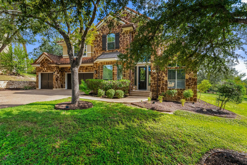 11600 Hunters Green Trl — exterior