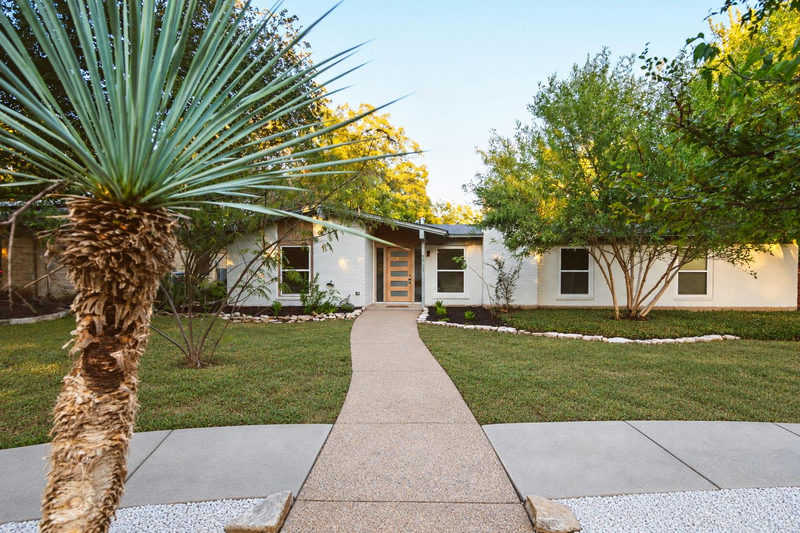 7711 Shoal Creek Blvd — exterior