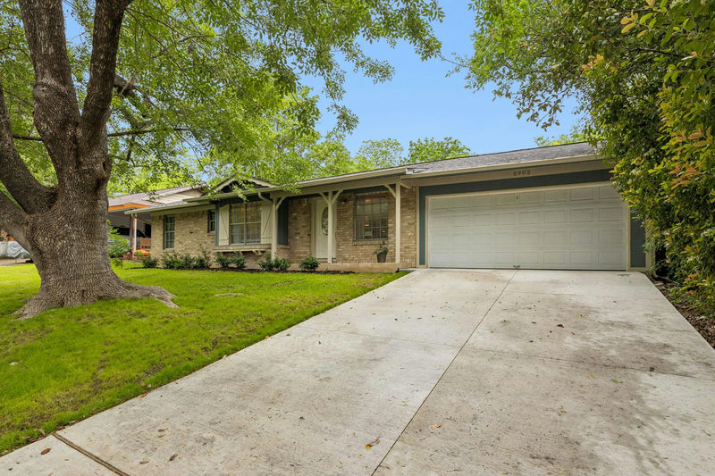 6902 Notre Dame Dr — exterior