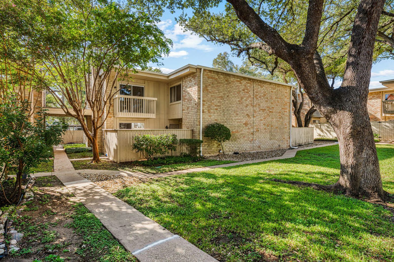 8340 Fathom Cir #303 — exterior
