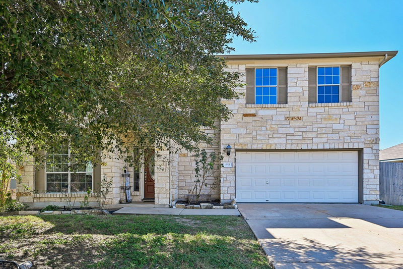 653 Dark Horse Ln — exterior