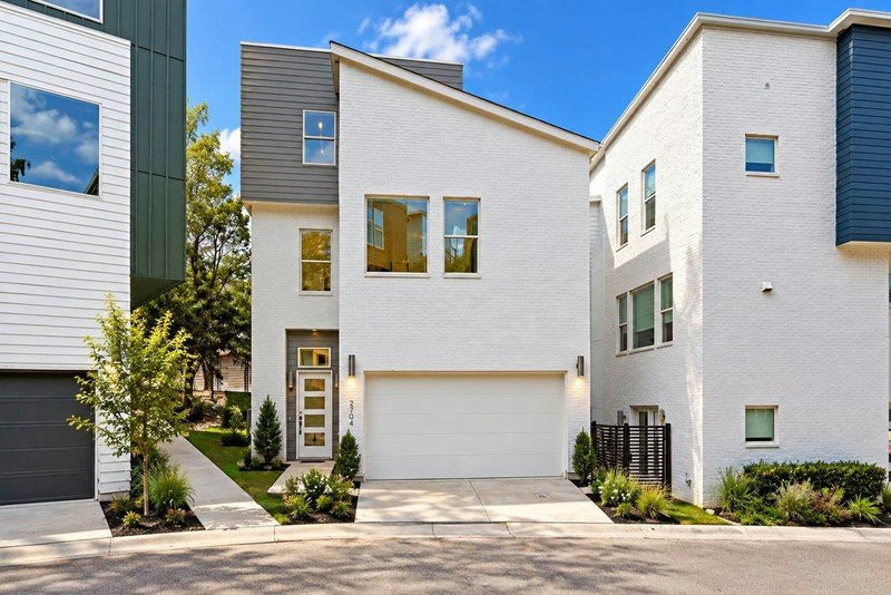 2704 Estonia Path — exterior