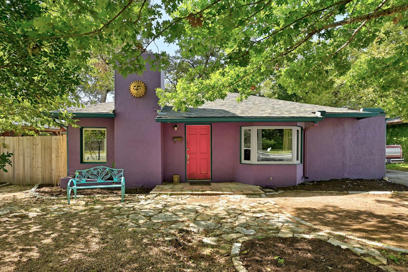 1717 E 38th 1/2 St — exterior