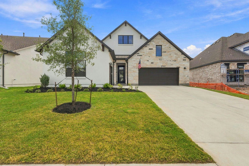 119 Cedro Blanco Cv — exterior