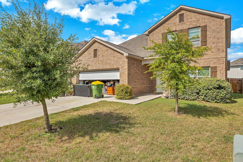 11804 Comedero Way — exterior