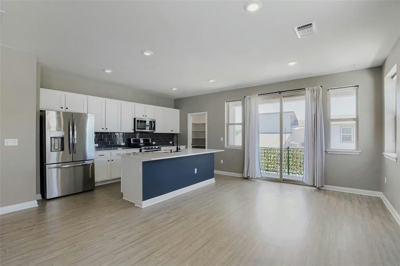 8306 Mandela Bnd — exterior