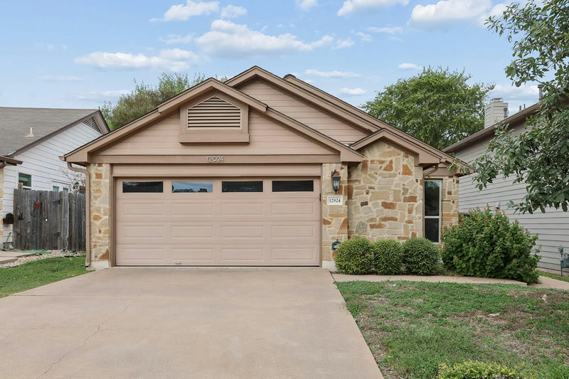 12924 WIDGE Dr — exterior