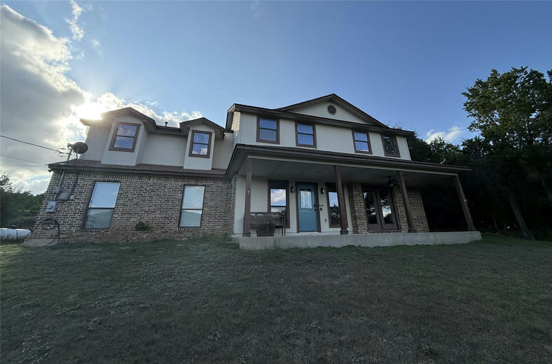 20900 Little Ln — exterior